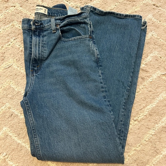 90s Relaxed High Rise - Picture 3 of 5